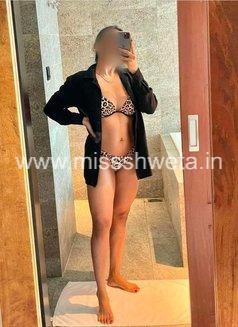 Ayushi Khanna escort girls